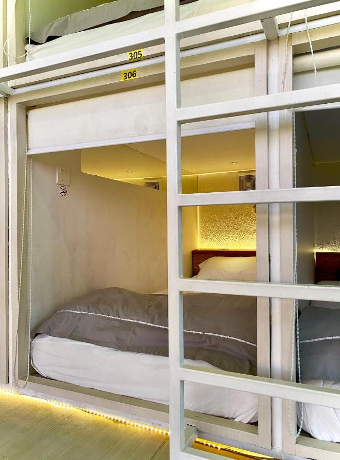 The Hide Hostel At Canggu (Adults Only) Ngoại thất bức ảnh