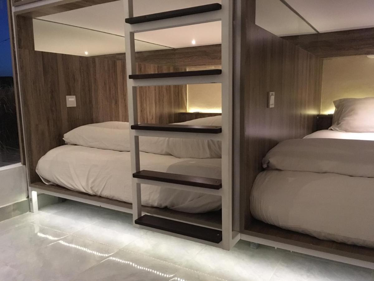 The Hide Hostel At Canggu (Adults Only) Ngoại thất bức ảnh